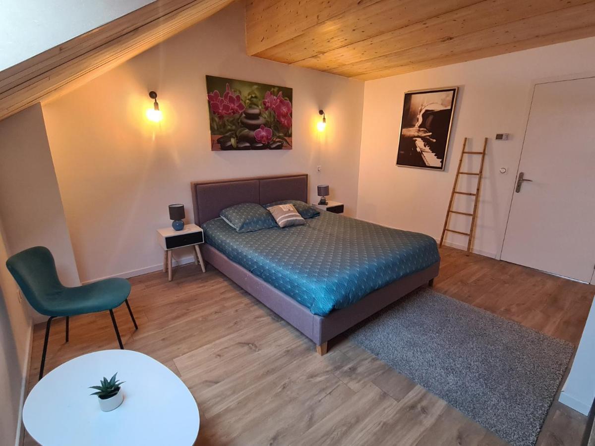 Ferme De La Gibussiere Leilighet Presilly  Eksteriør bilde